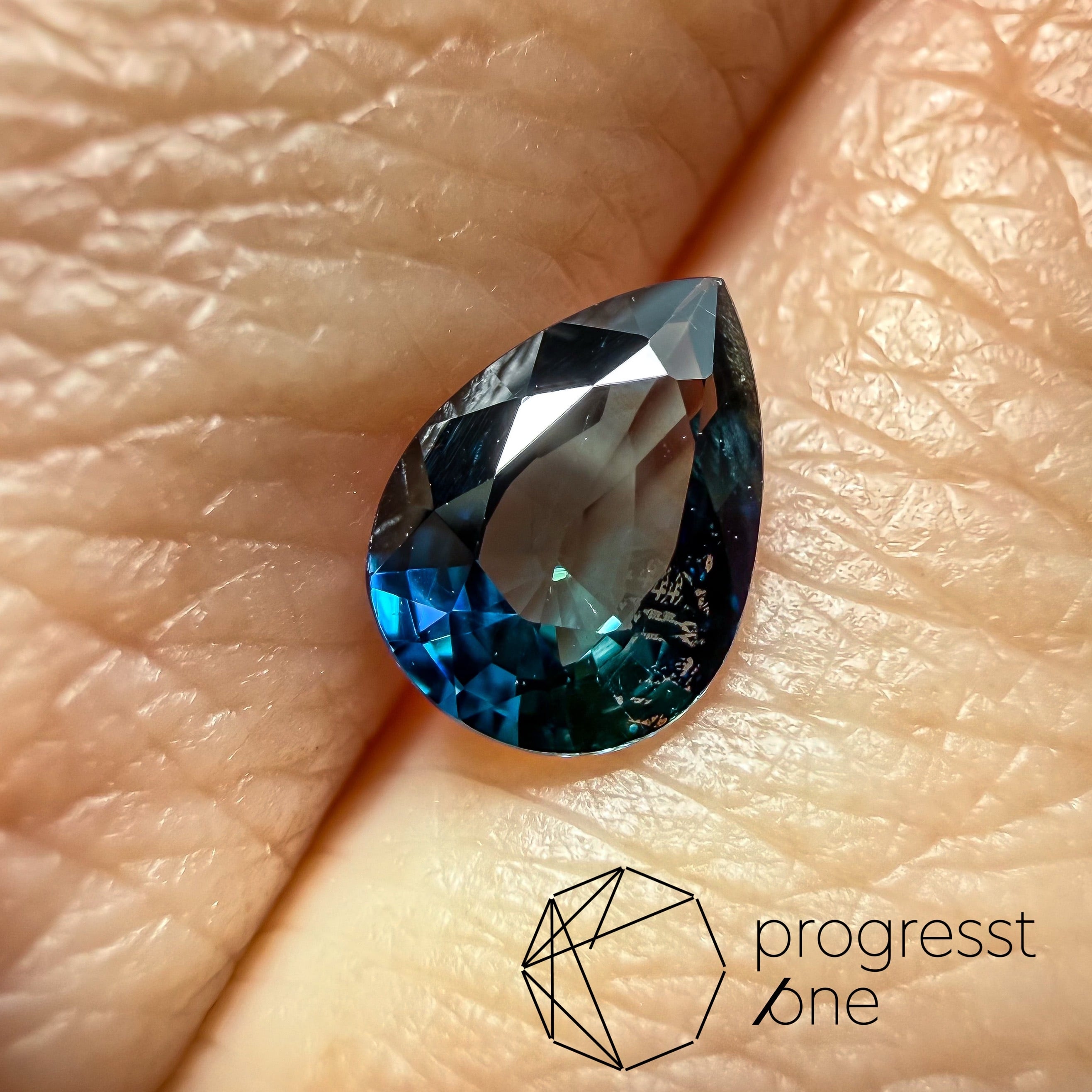 モンタナサファイア0.71ct | progresstone