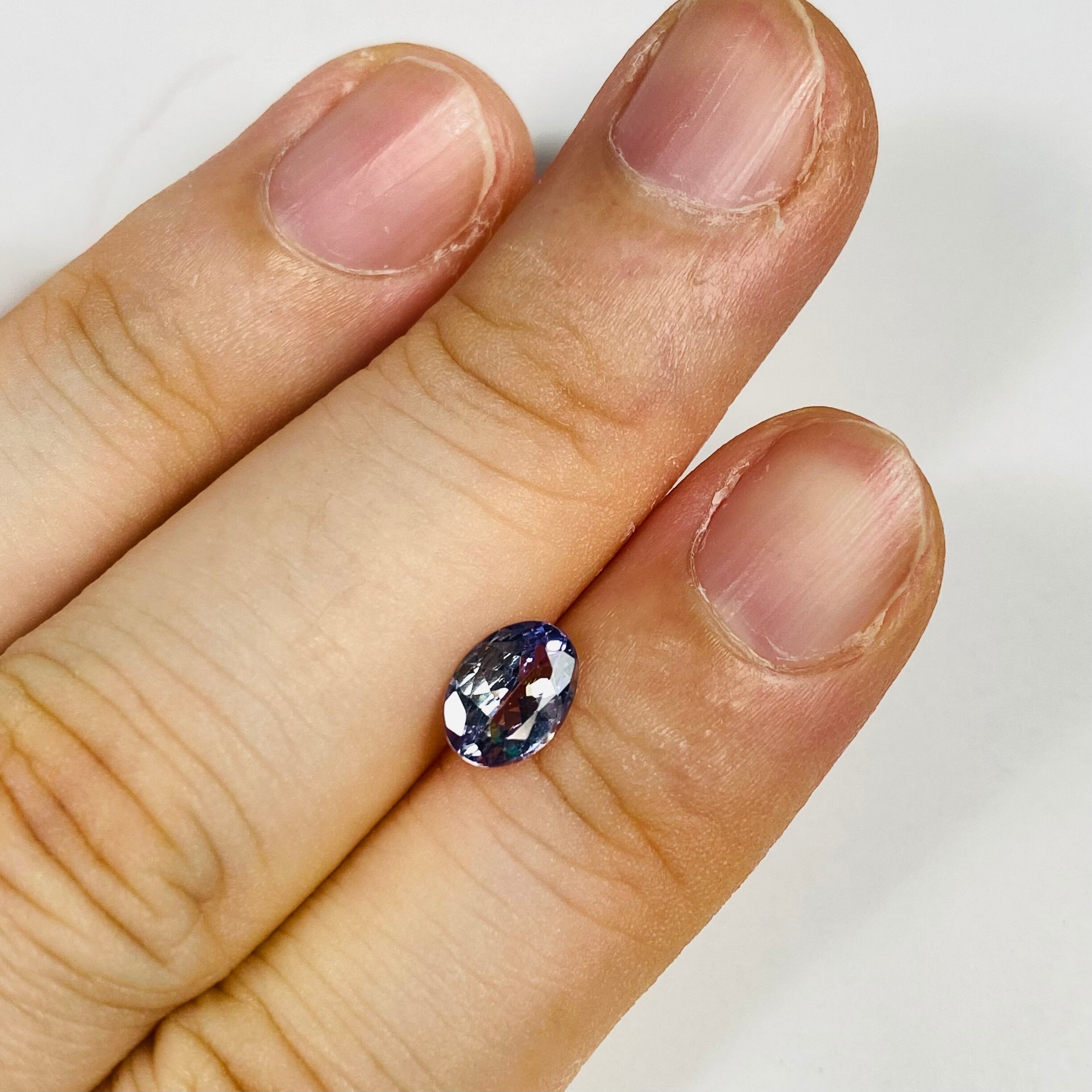 夏に凛と咲く花 バイカラーゾイサイト