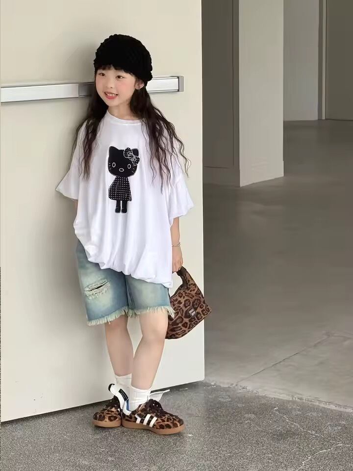 ダメージハーフデニム