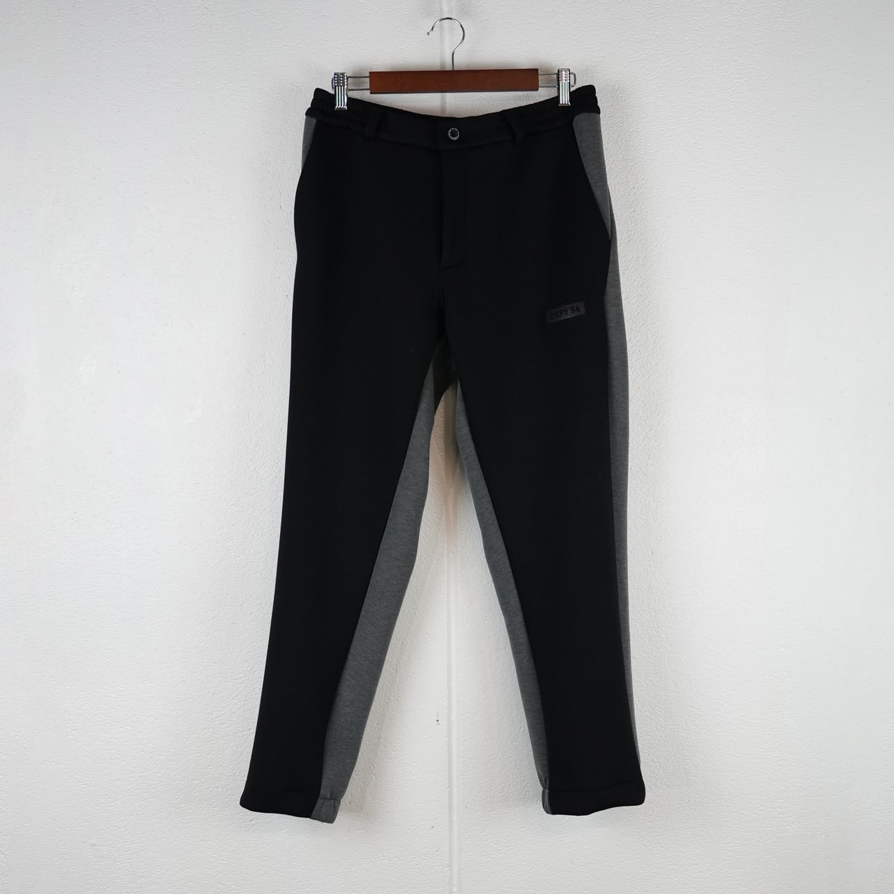 ボトムス | Defy54