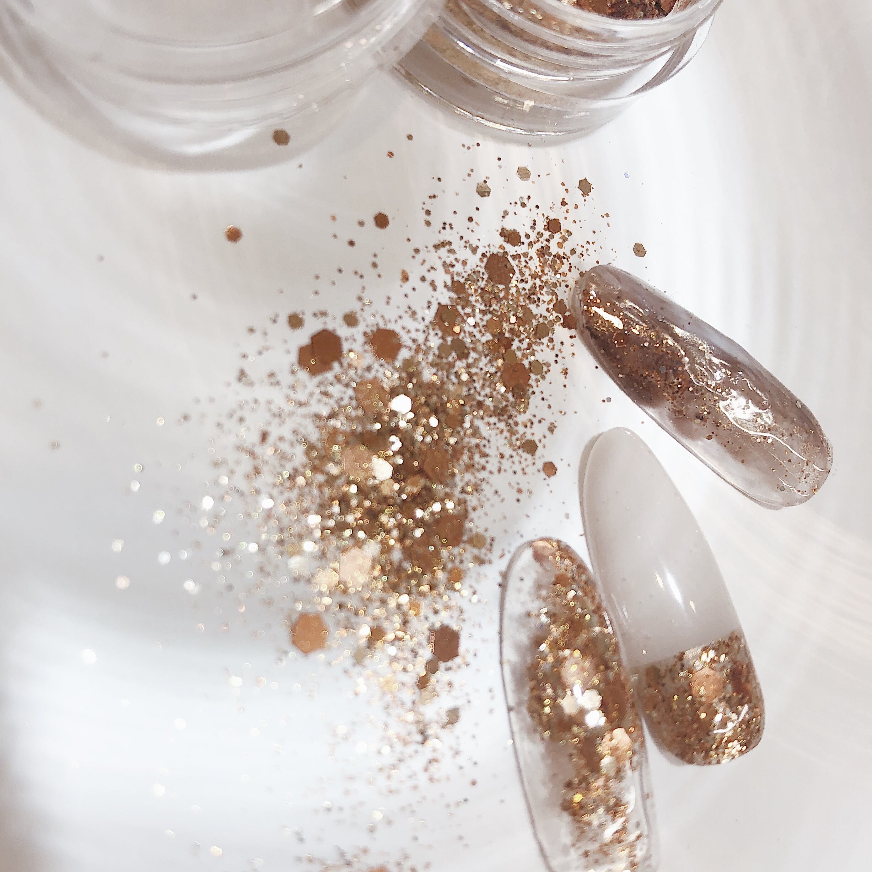 G129 Sphinx glitter | atelier NOVEL