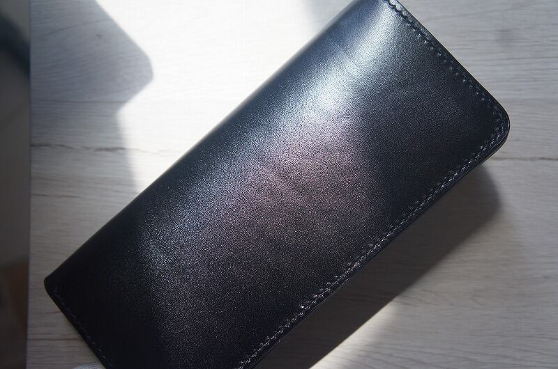 ルガトショルダーの大容量ロングウォレット【ブラック】【カード18枚