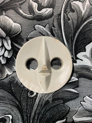 岡本太郎 太陽の塔 TARO 当時物 壁掛 陶器 面 大阪万博記念 EXPO'70 オブジェ インテリア 陶器 骨董 ビンテージ odd-00043