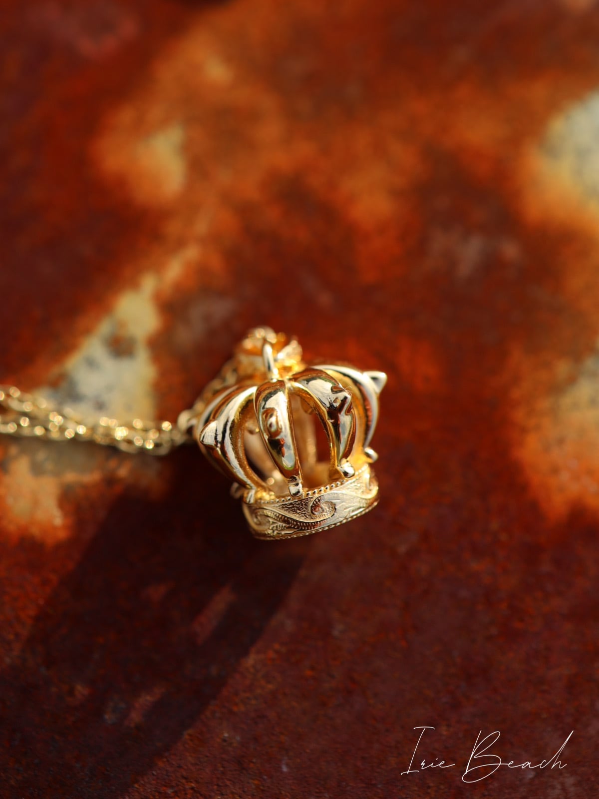ミュージシャン CROWN NECKLACE GOLD Dolphin crown necklace | IRIEBEACH