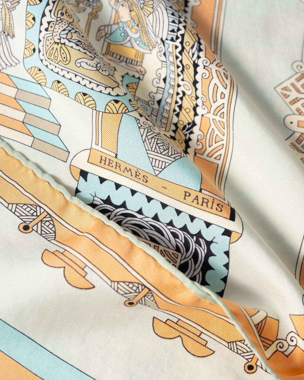 〈Hermès〉Carres 90 Scarf