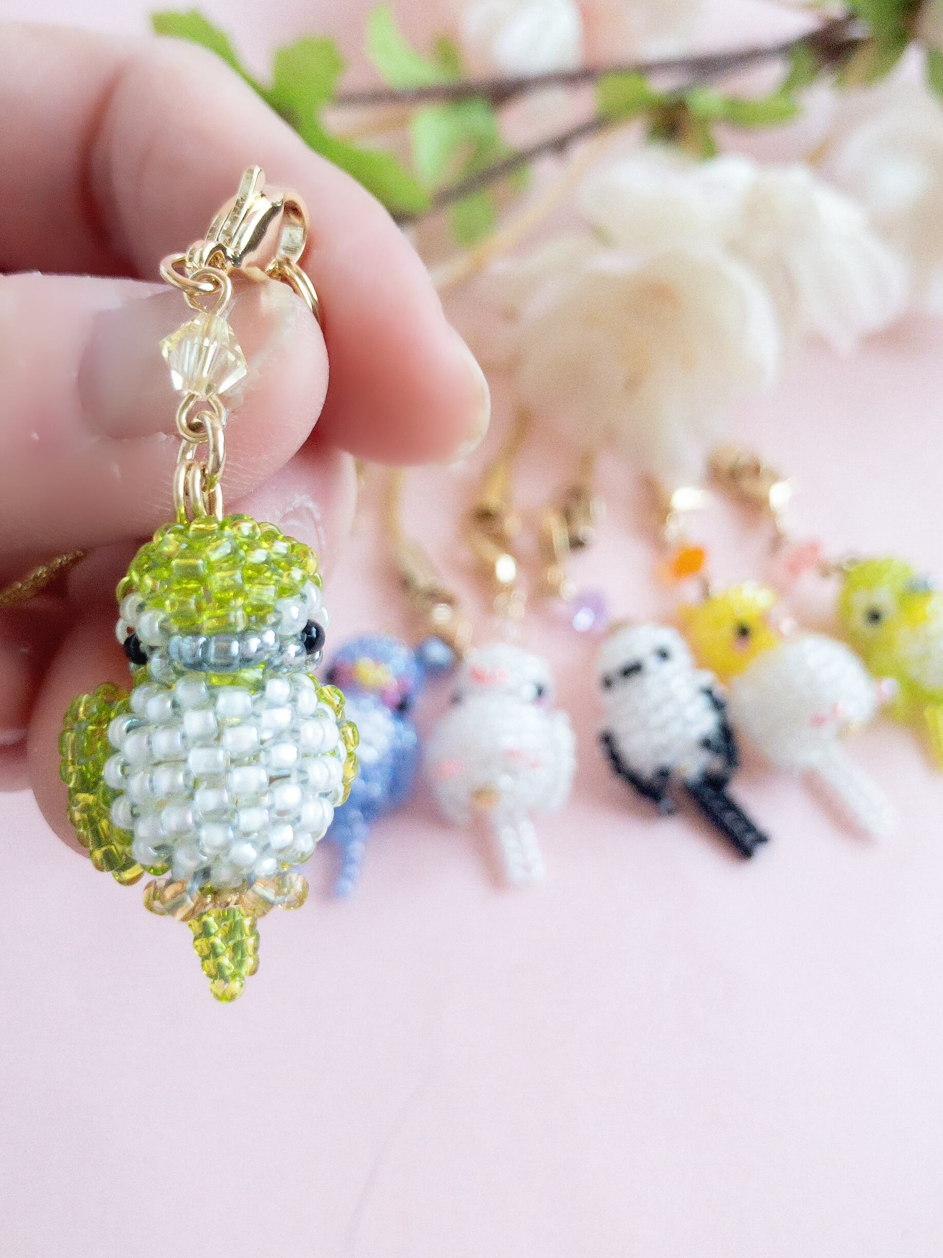 ウグイスのビーズステッチストラップ | うさのひみつきち