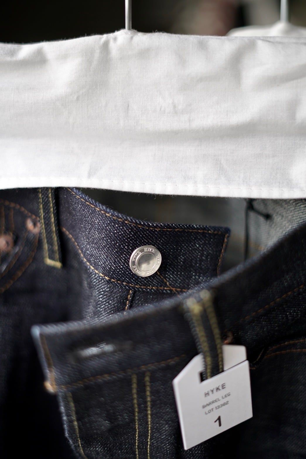 HYKE / BARREL-LEG DENIM JEANS ( ORIGINAL(BLUE) ) | JUQUI Online