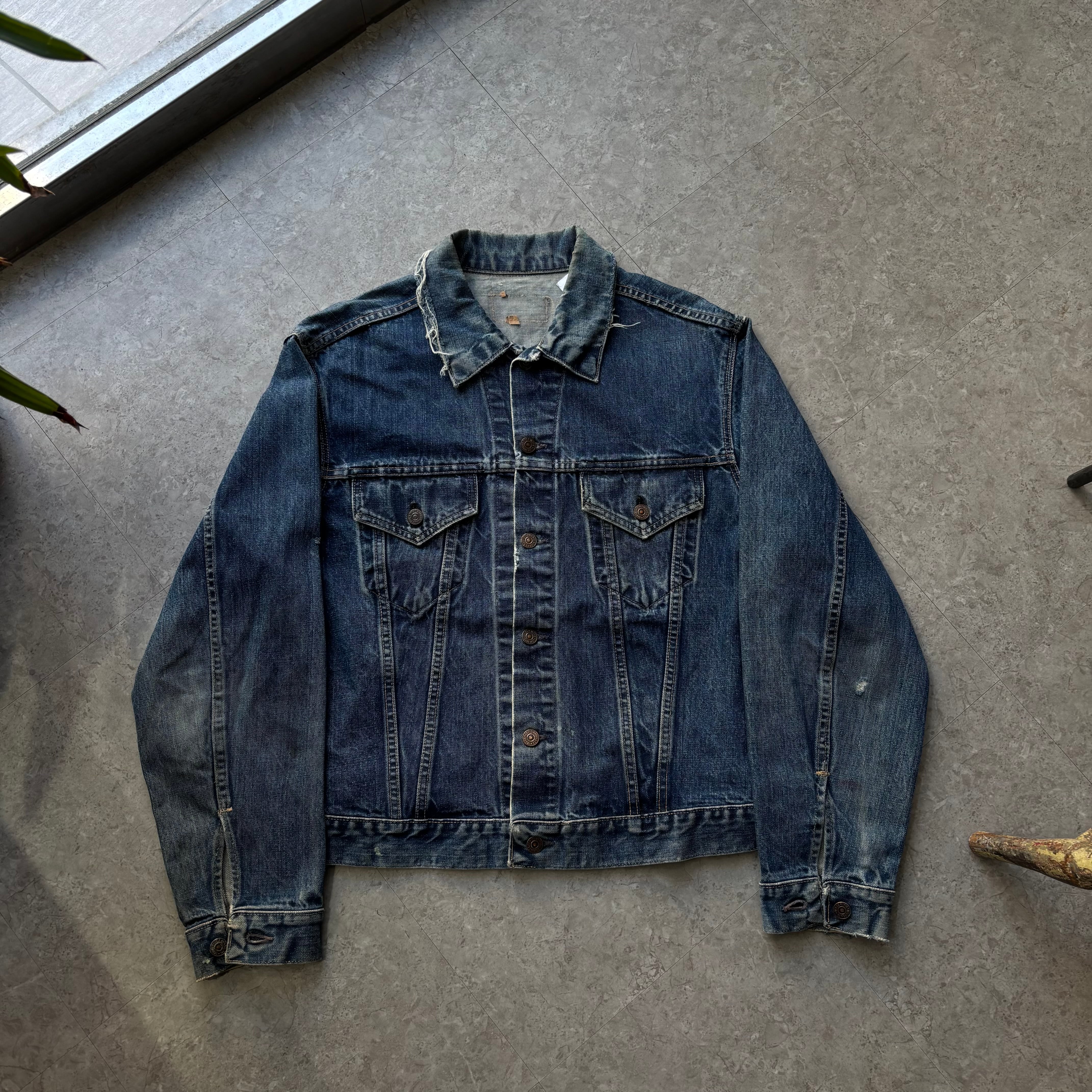 ~80s Levi's 70505 "Got Dust?" denim jacket 【仙台店】