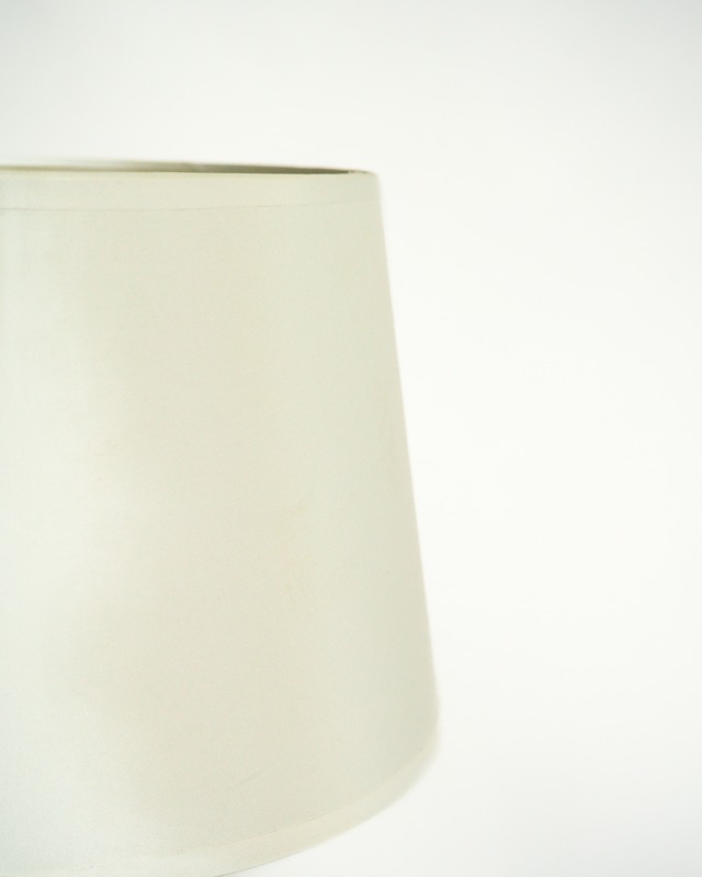 Ceramic lamp with white shade