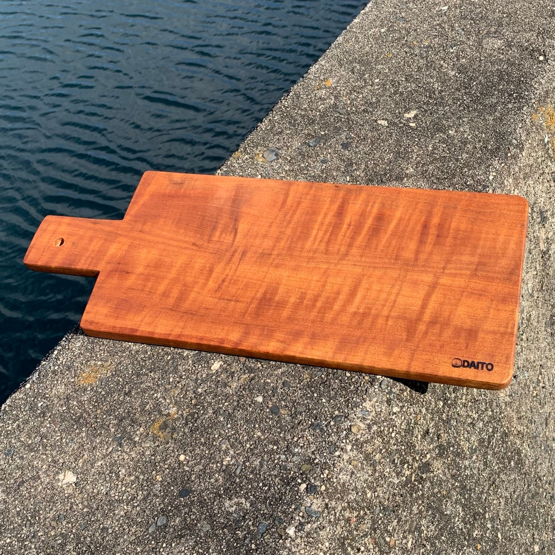 希少材！「紅椨（ベニタブ）ver2」 T型ワイドの材木屋のカッティング