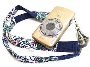 カメラストラップ　2㎝巾　コンパクトカメラ＆携帯用　両面　紅型デザイン　反物　月桃　緑