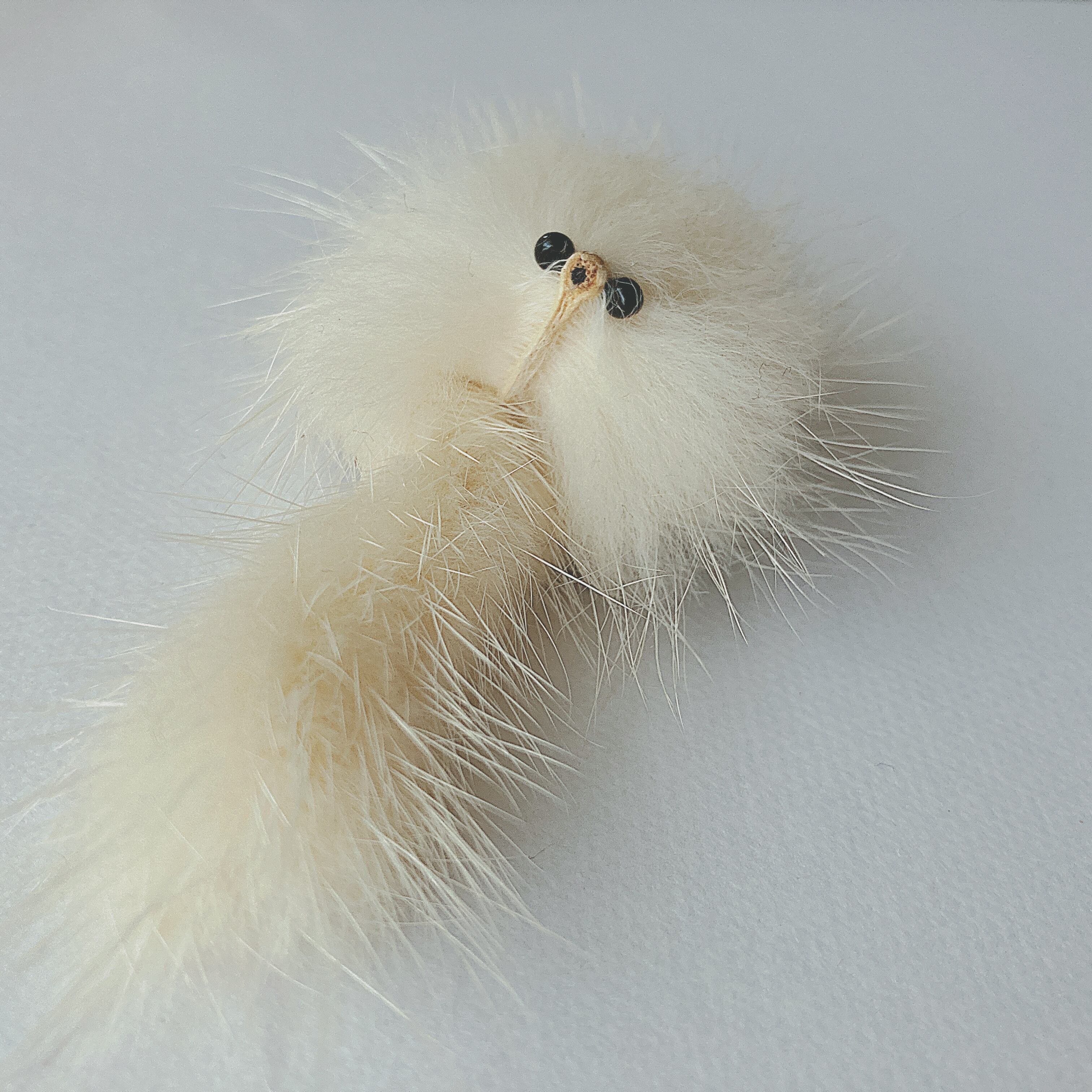Vintage white fur mink brooch ヴィンテージ　ホワイト　ファー　ミンク　毛皮　ブローチ b1976 |  OBAKEPEACH powered by BASE