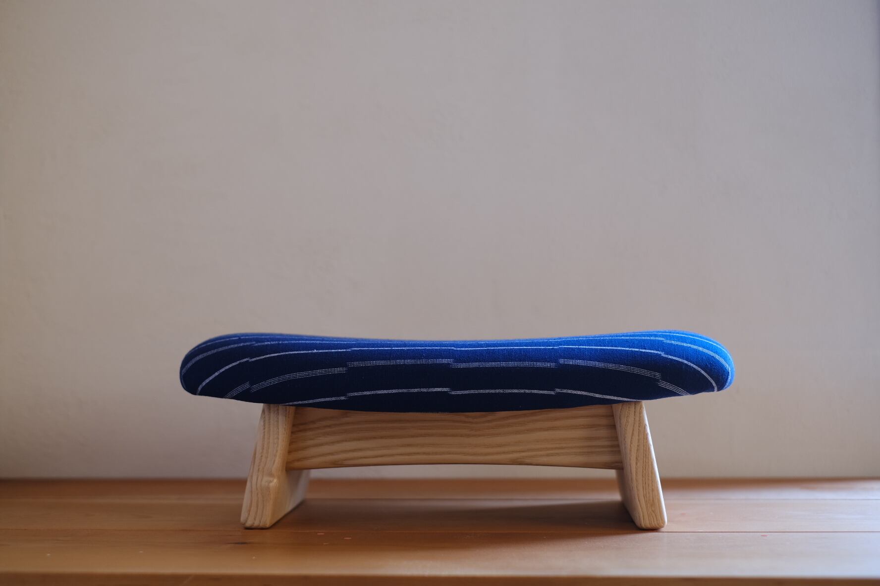 家具屋 アカトシロ
