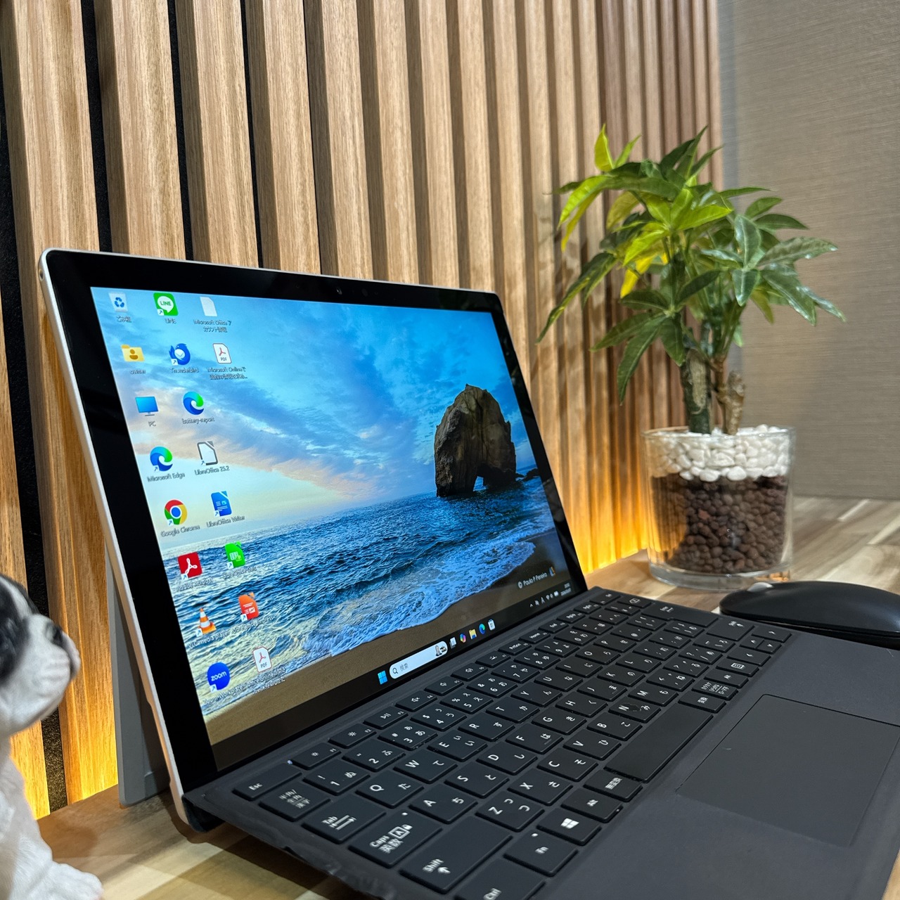 \ 公式ショップ限定価格❣️/ 美品《純正マウス付き》Surface Pro7+ プラチナ 第11世代 タッチ対応 メモリ8GB SSD128GB ノートパソコン 安心サポート&3ヶ月保証付き