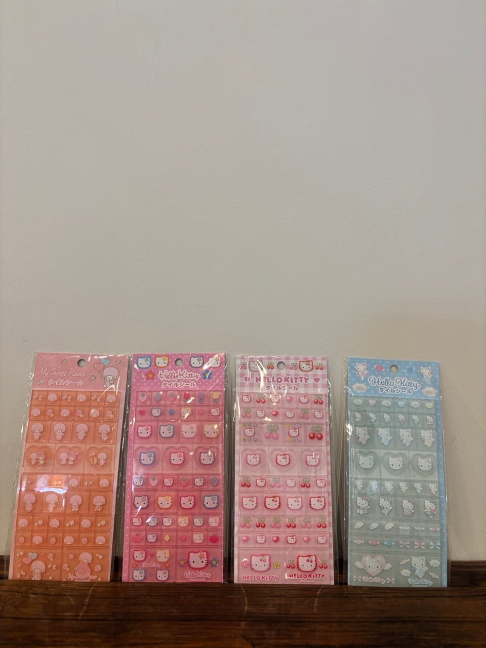日本限定】サンリオ ウサハナ タイルシール ピンク US11-01 X04