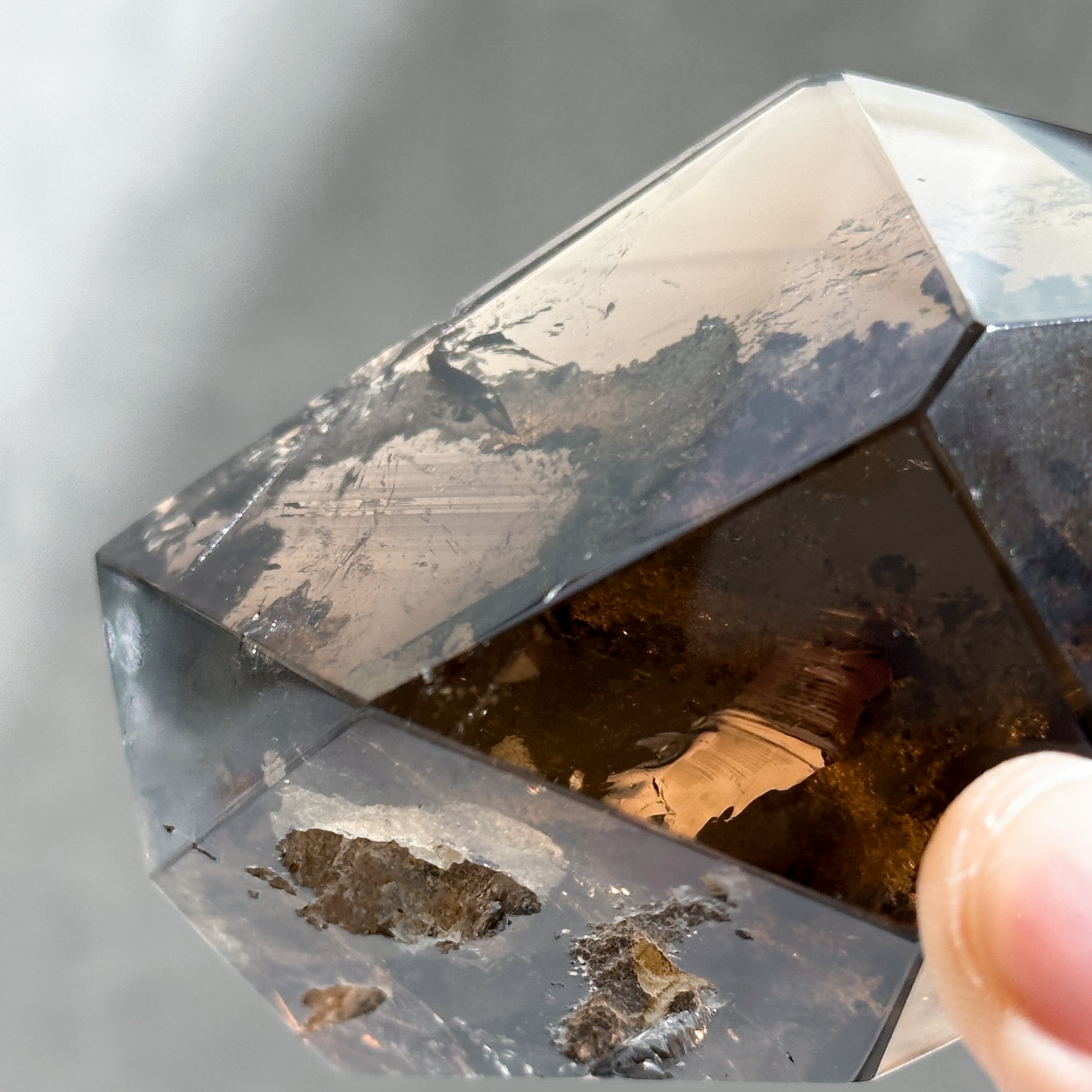 ファントム◎ミナスジェライス産 スモーキーガーデンクォーツ フリー