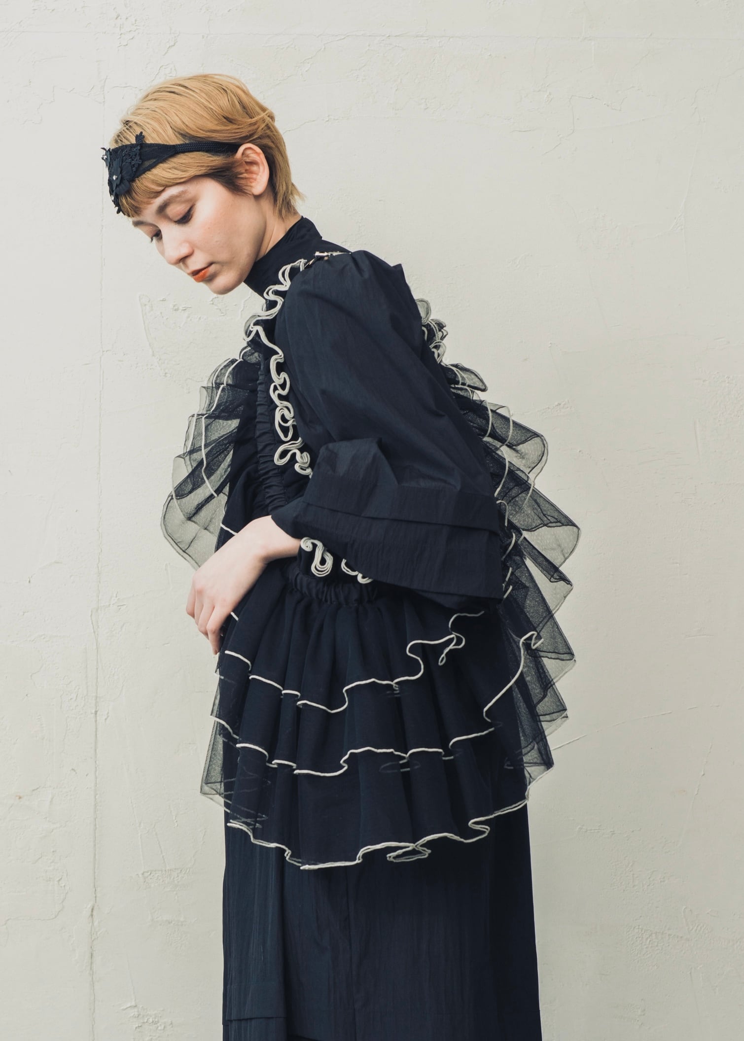 DŌRA TIER - MAXI / MELLOW BLACK | ORIENT MILLINERY