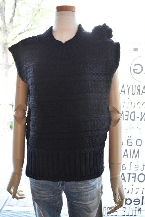 Bilitis dix-sept ans(ビリティスディセッタン) 23A/W Hand knit vest black