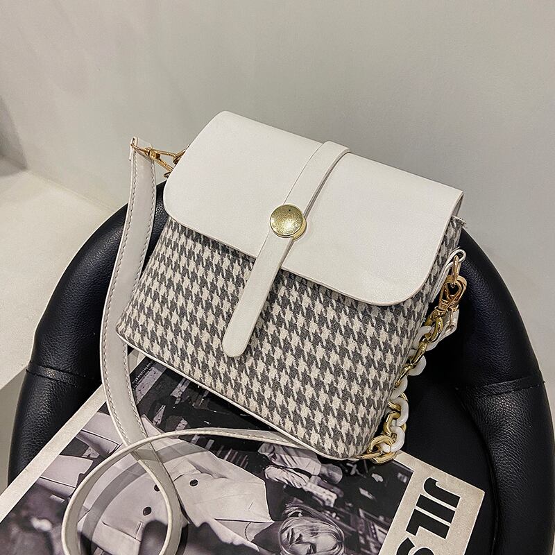 レッド メッセンジャーバッグ 手作りハンドバック60481369399