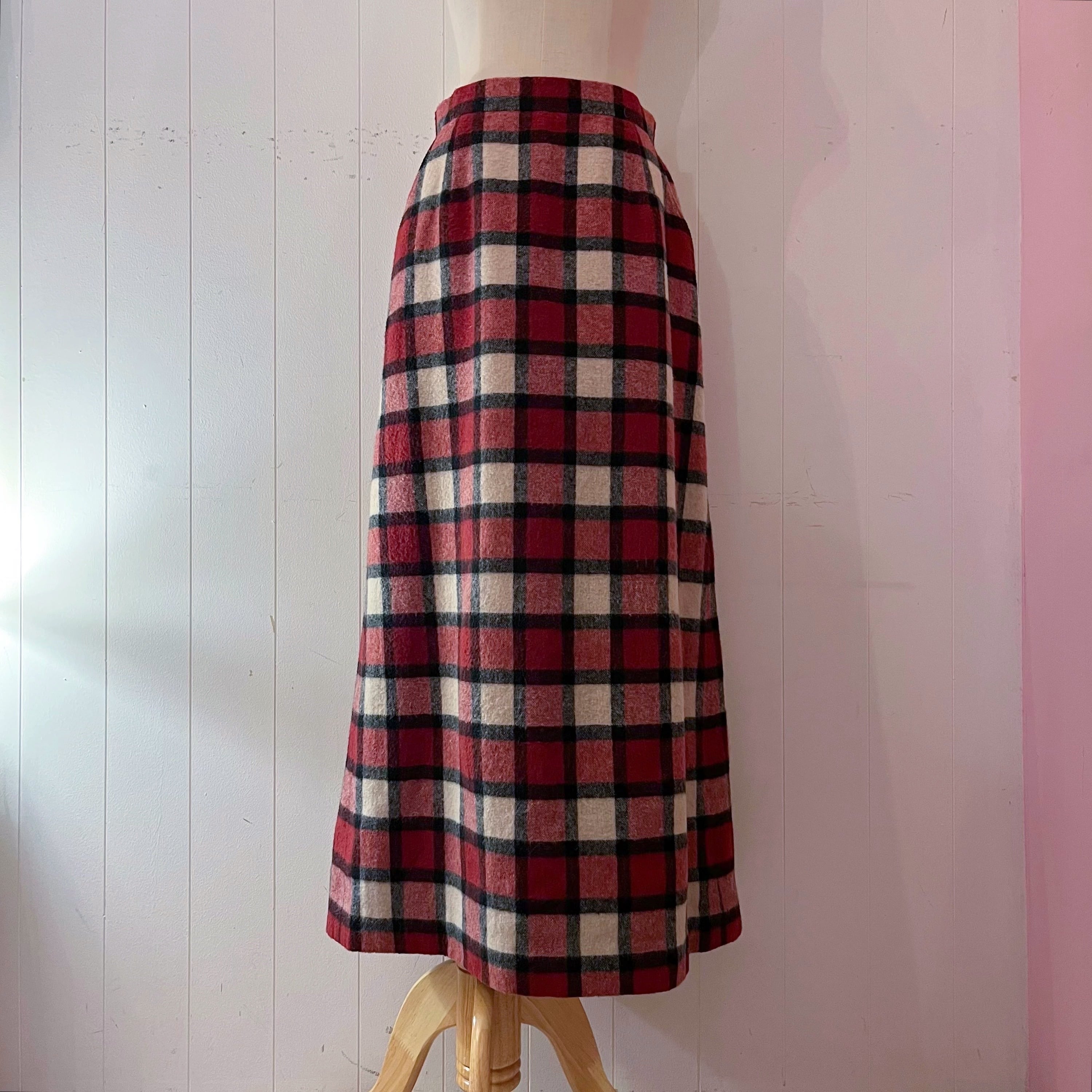 red block check wool long skirt