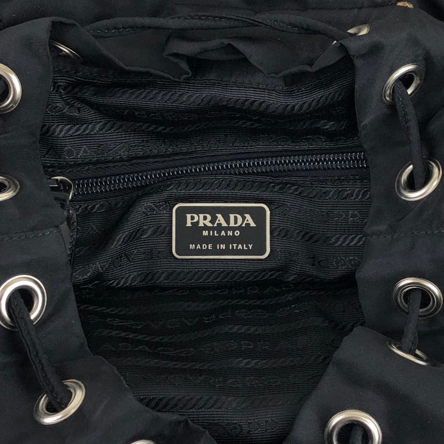 PRADA プラダ バックパック ブラック トライアングルロゴ ナイロン