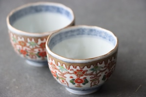 伊万里焼 色絵 壺垂花瓔珞文 猪口 通りもの/Imari small cup