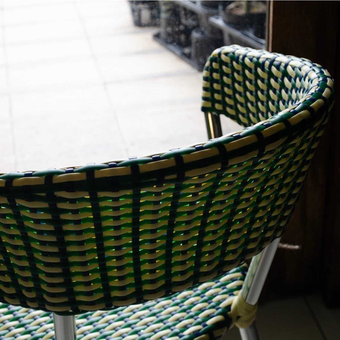 DULTON Aluminium roundish chair | 花繁(Azure株式会社)