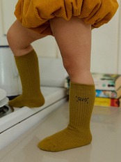 【10/16順次発送＠韓国】avo ｜LONG LOGO SOCKS｜秋服｜韓国子供服｜26/AT