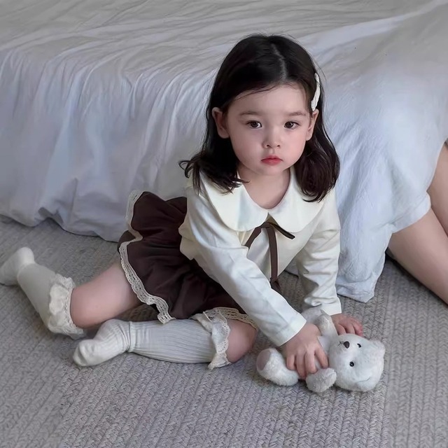 【BABY】韓国風　リボンシャツ、ブルマ