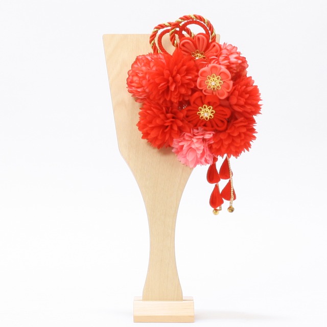 羽子板飾り《商品コード》10300-2666　E2666　髪飾り羽子板　30　赤｜初正月｜省スペース｜おしゃれ｜モダン｜コンパクト｜江戸押絵羽子板｜無病息災｜邪気払い｜無患子