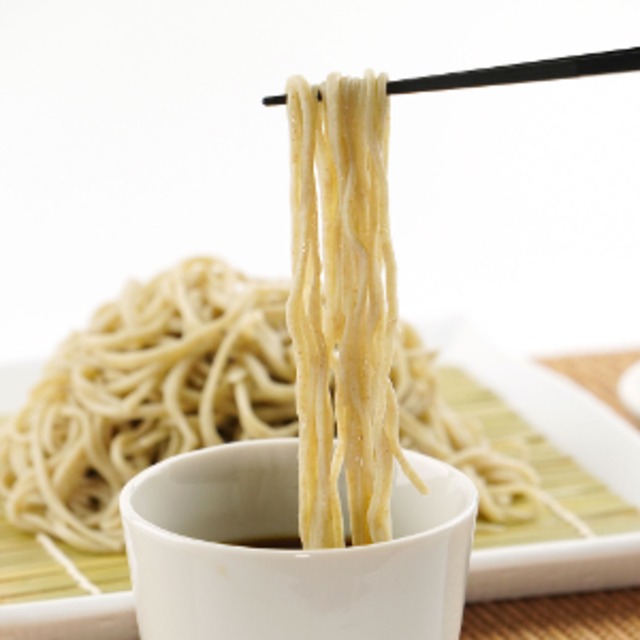 ●送料無料！手打ち蕎麦3人前（つゆ付き）【幌加内産そば粉使用】