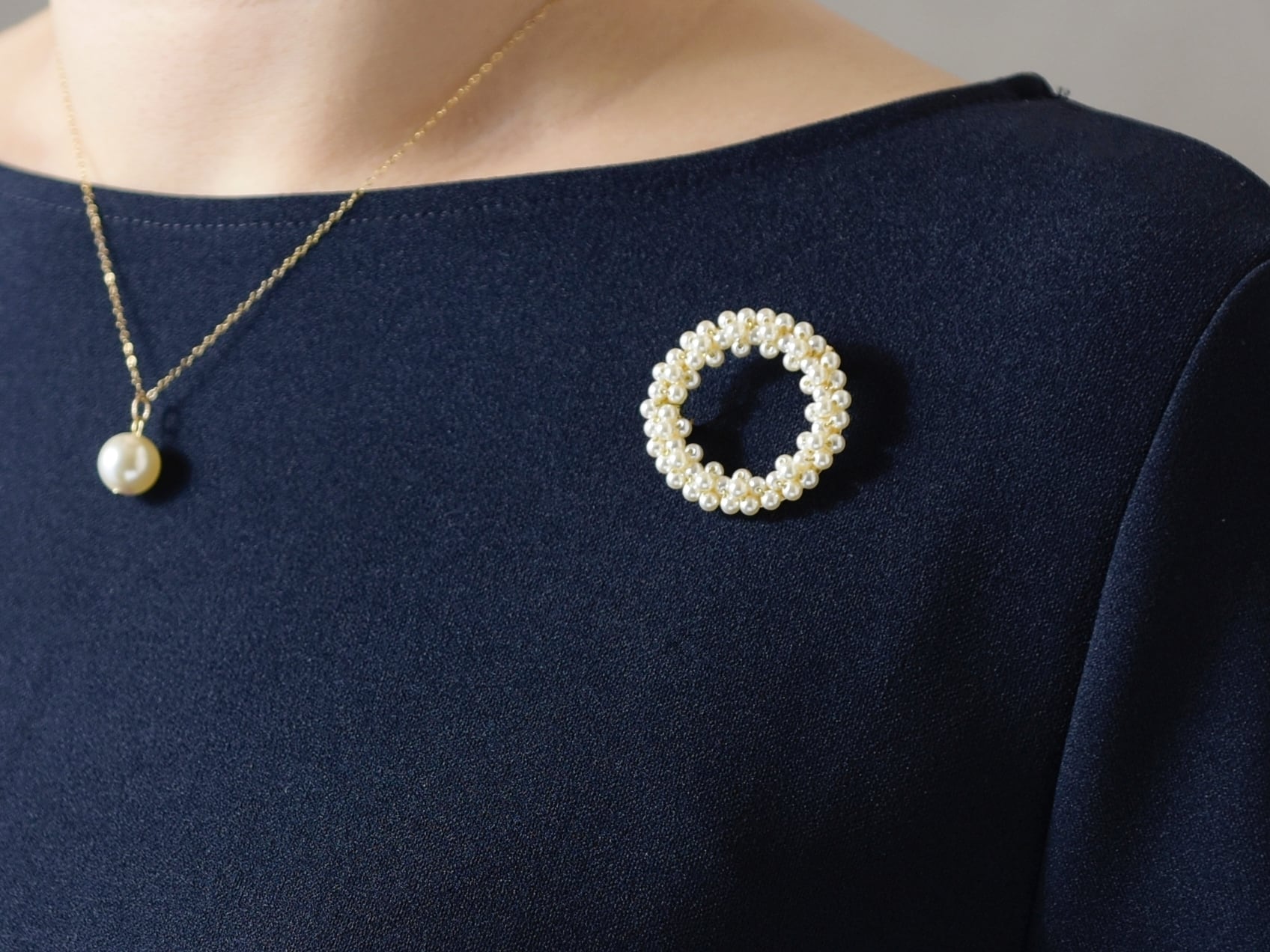 【ブローチ/S(M・Lに変更可)】繊細なパールのリース(セットに変更可能)