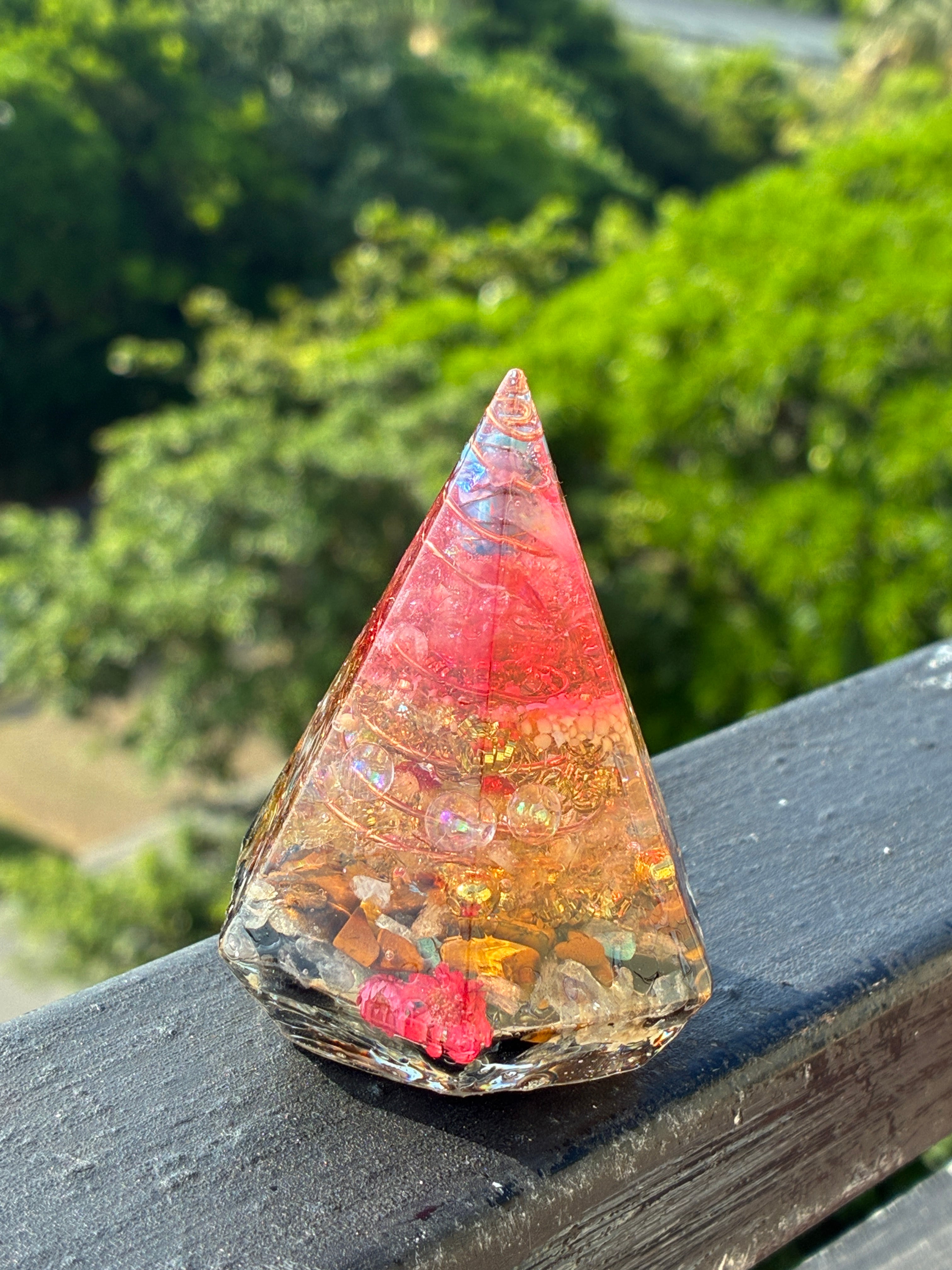 【激レア】沖縄 特大ピラミッド 琉球オルゴナイト天然石初美ママ【開運/引き寄せ】 激レア】沖縄 特大ピラミッド 琉球オルゴナイト天然石初美ママ