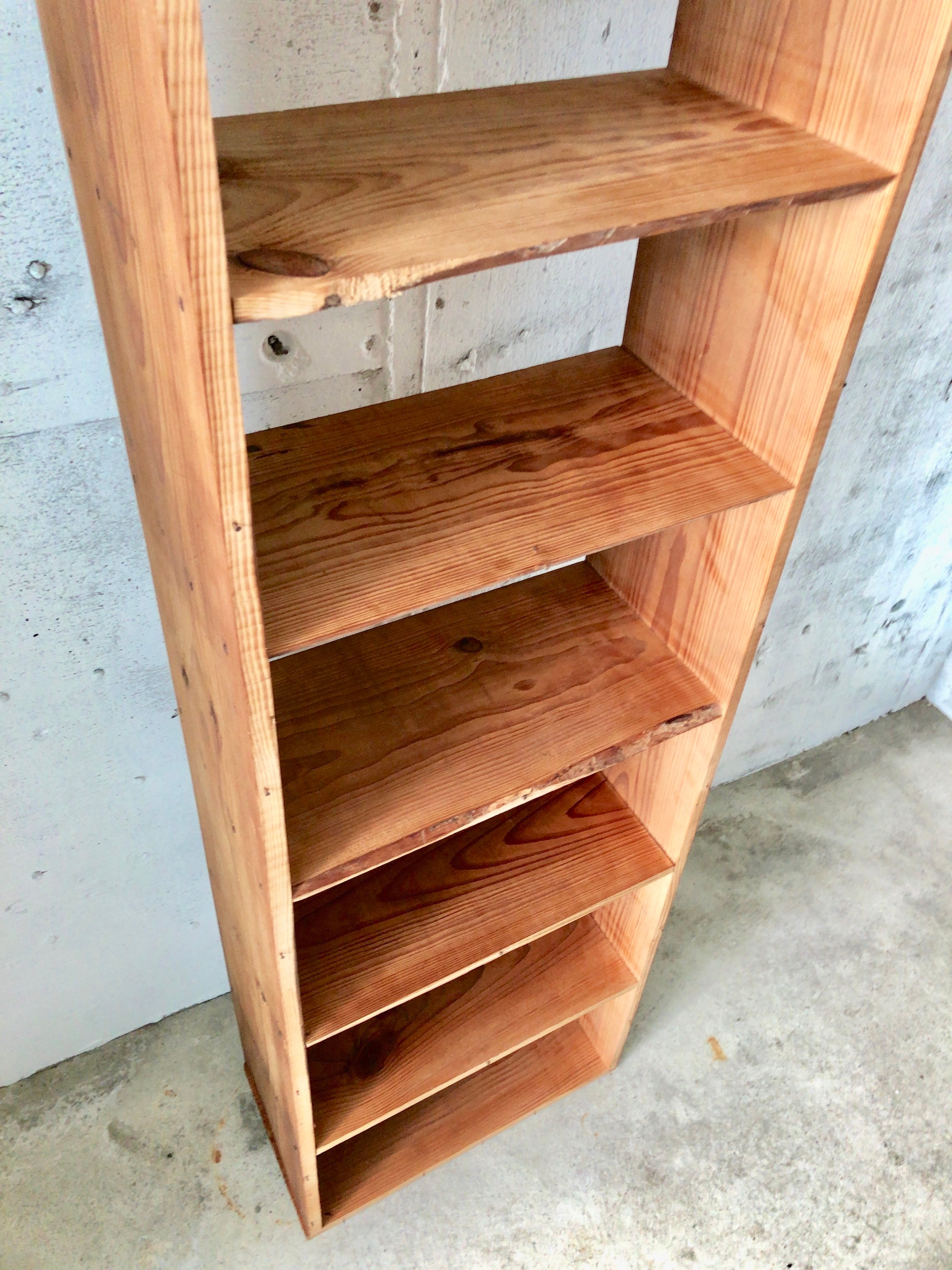 【送料込み】古い木棚 縦長いオープンラック［古家具］ | giraffes craft