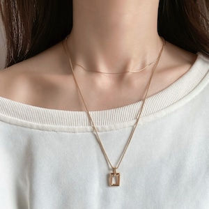 スクエア ロング ネックレス MN060