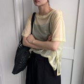 sideslit sheer tee/butter yellow