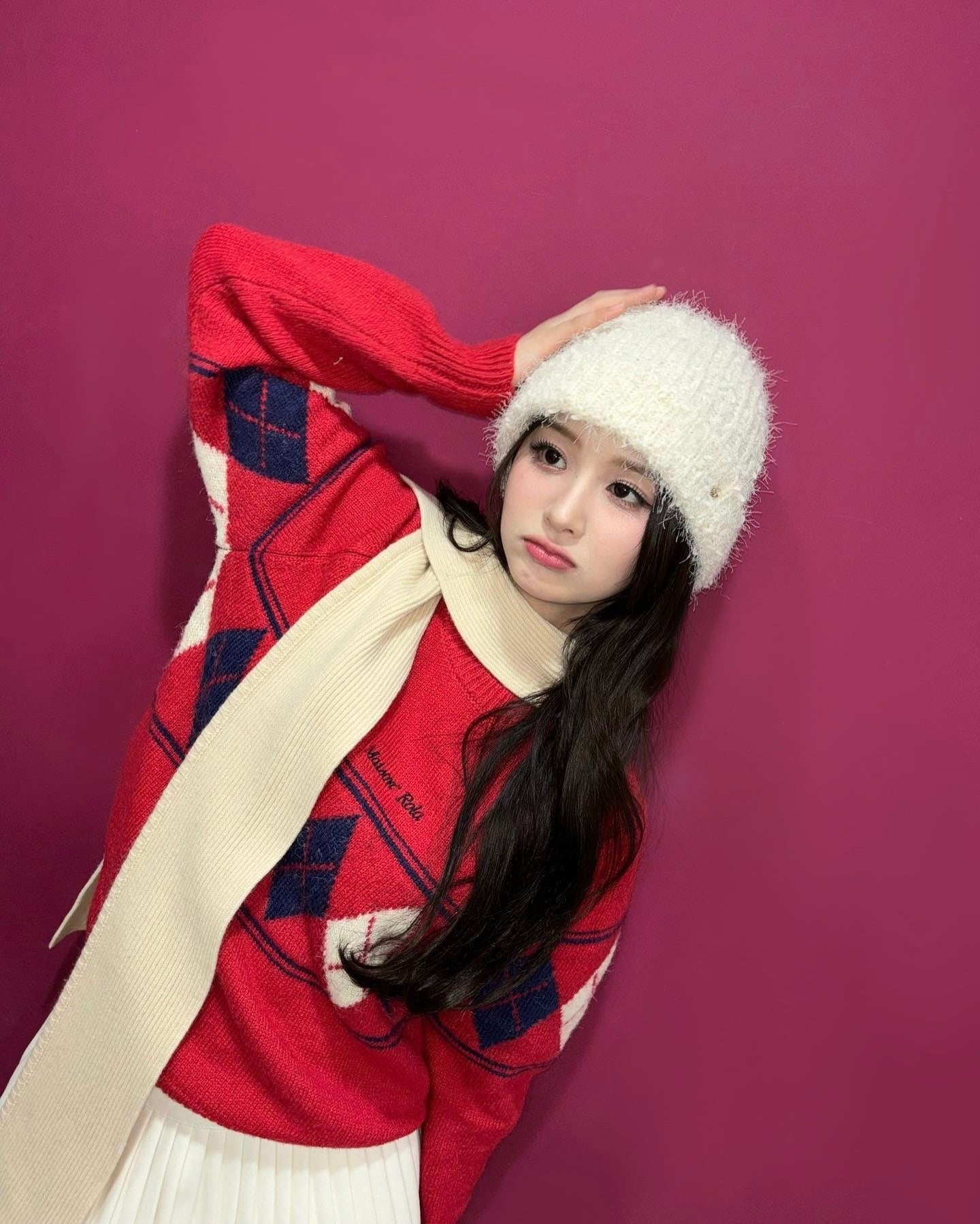 ☆NMIXX ソリュン 着用！！【rolarola】ARGYLE KNIT PULLOVER RED | もごつ