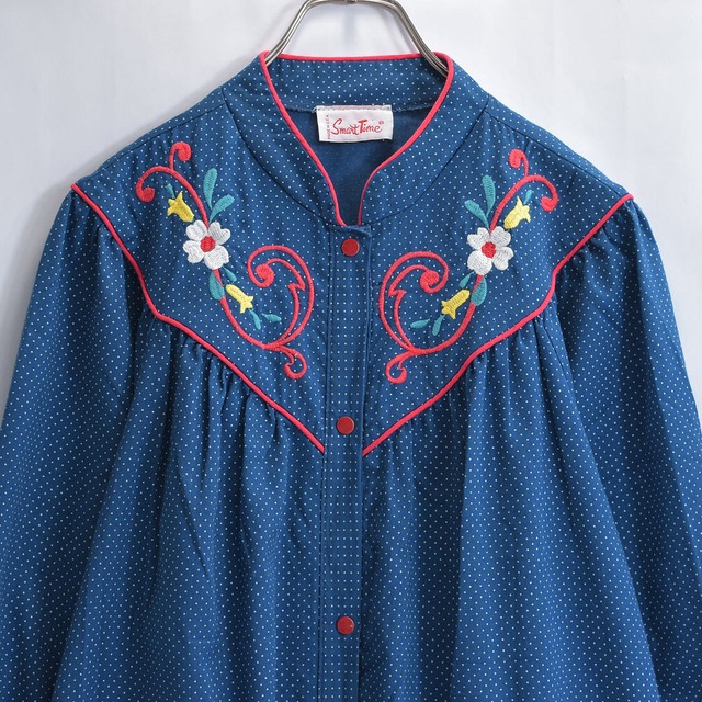 60～70s Smart Time フラワー刺繍 デザイン ピンドット パターン 前開き ロングワンピース ネイビー ヴィンテージ ビンテージ USA アメリカ古着 レディースL～XL相当