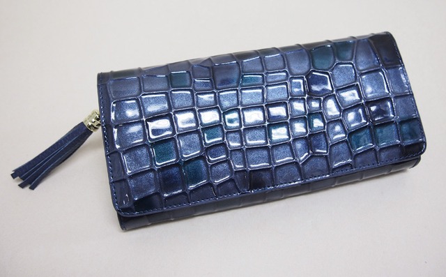 エナメル牛革クロコ型押しきれい色ロングウォレット ステンダーロングウォレット