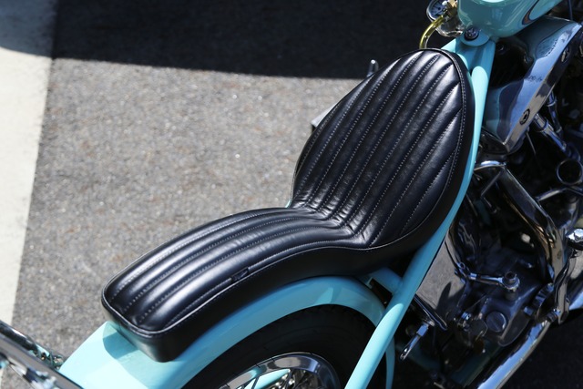 【抽選販売】スタンダード・コブラシート［縦タック&ロール］本革(SC03)