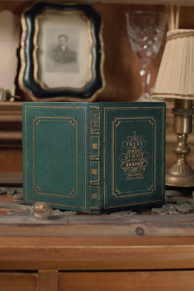 絵本のようなコンパクトミラー | yodahidemi [ATELIER]