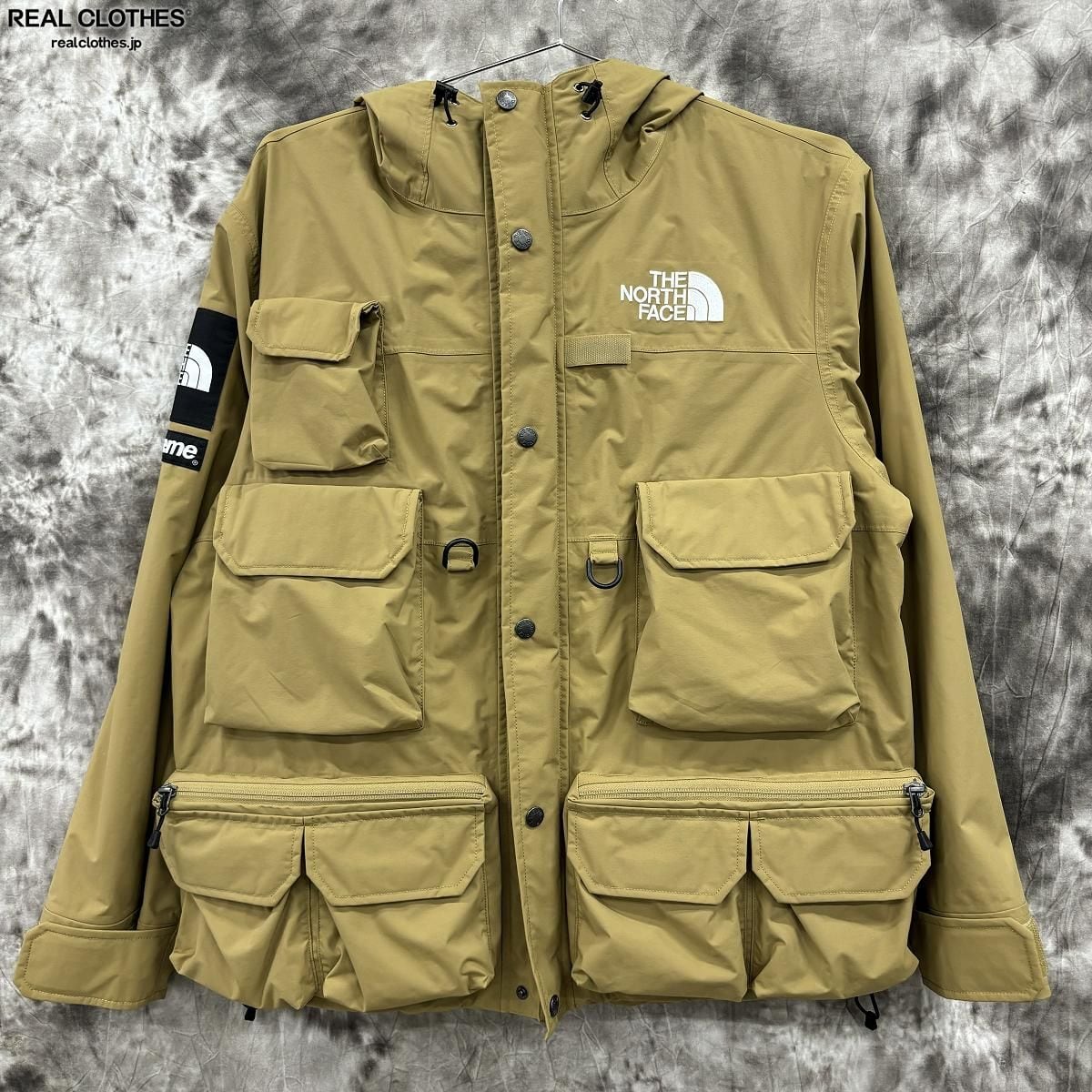 Supreme × The North Face：マウンテンパーカー ゴールド 【公式通販】