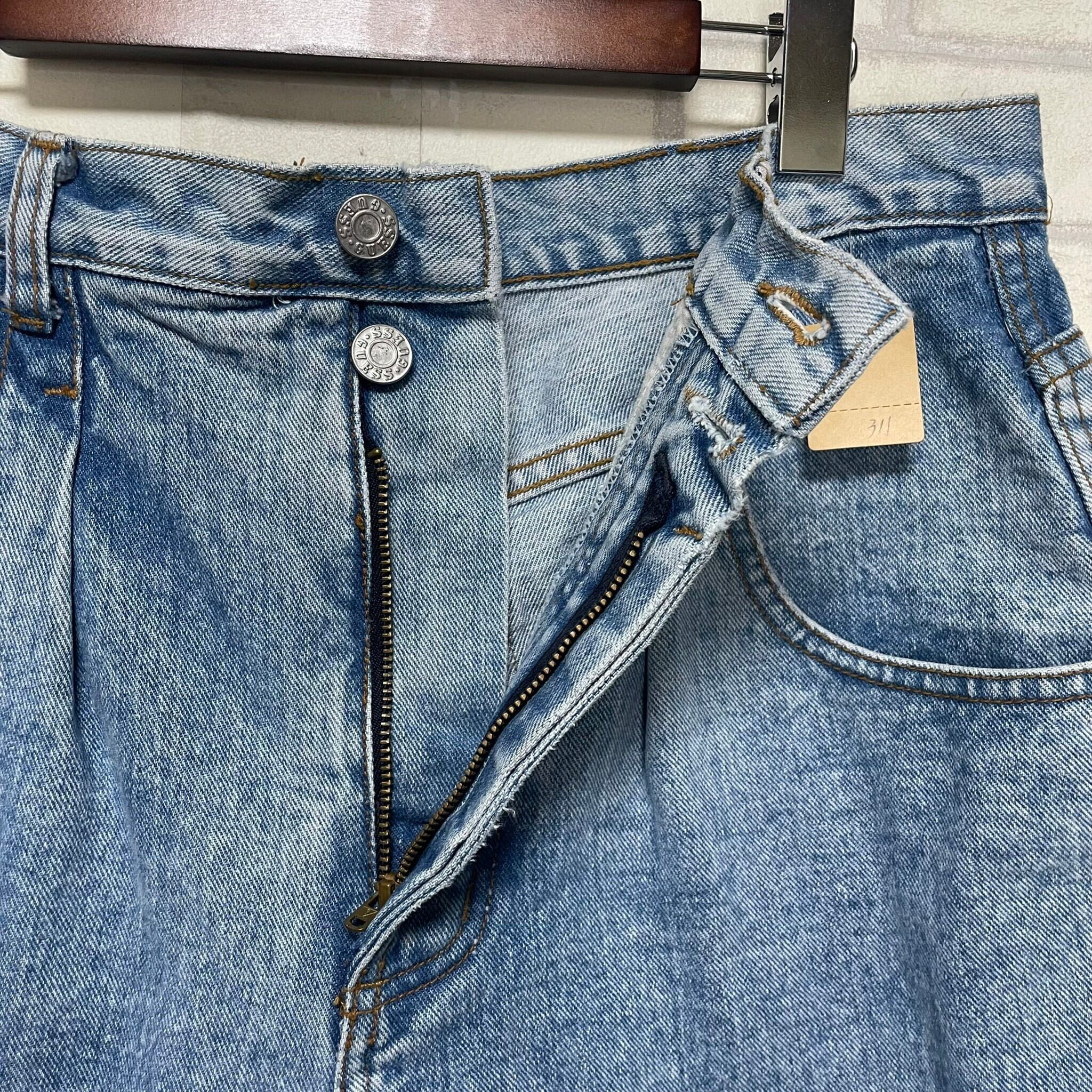 Made in USA】【W34×L32】GUESS デニムパンツ 革パッチ | 古着屋OLDGREEN