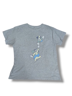 90s Disney Mickey & Goofy Pocket Tee