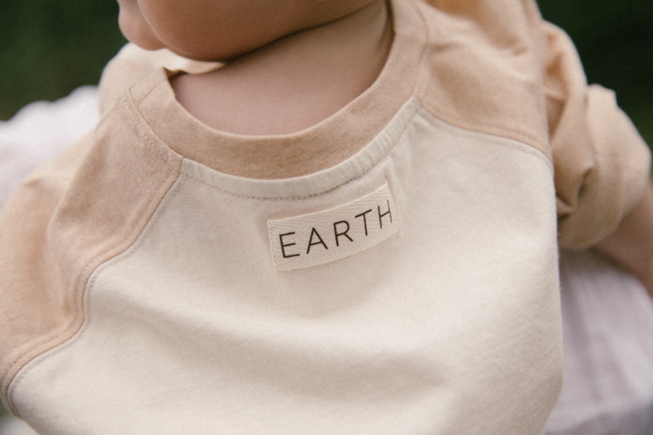【AW26ご予約】EARTH THE ARCHIVE / Reglan T-shirt