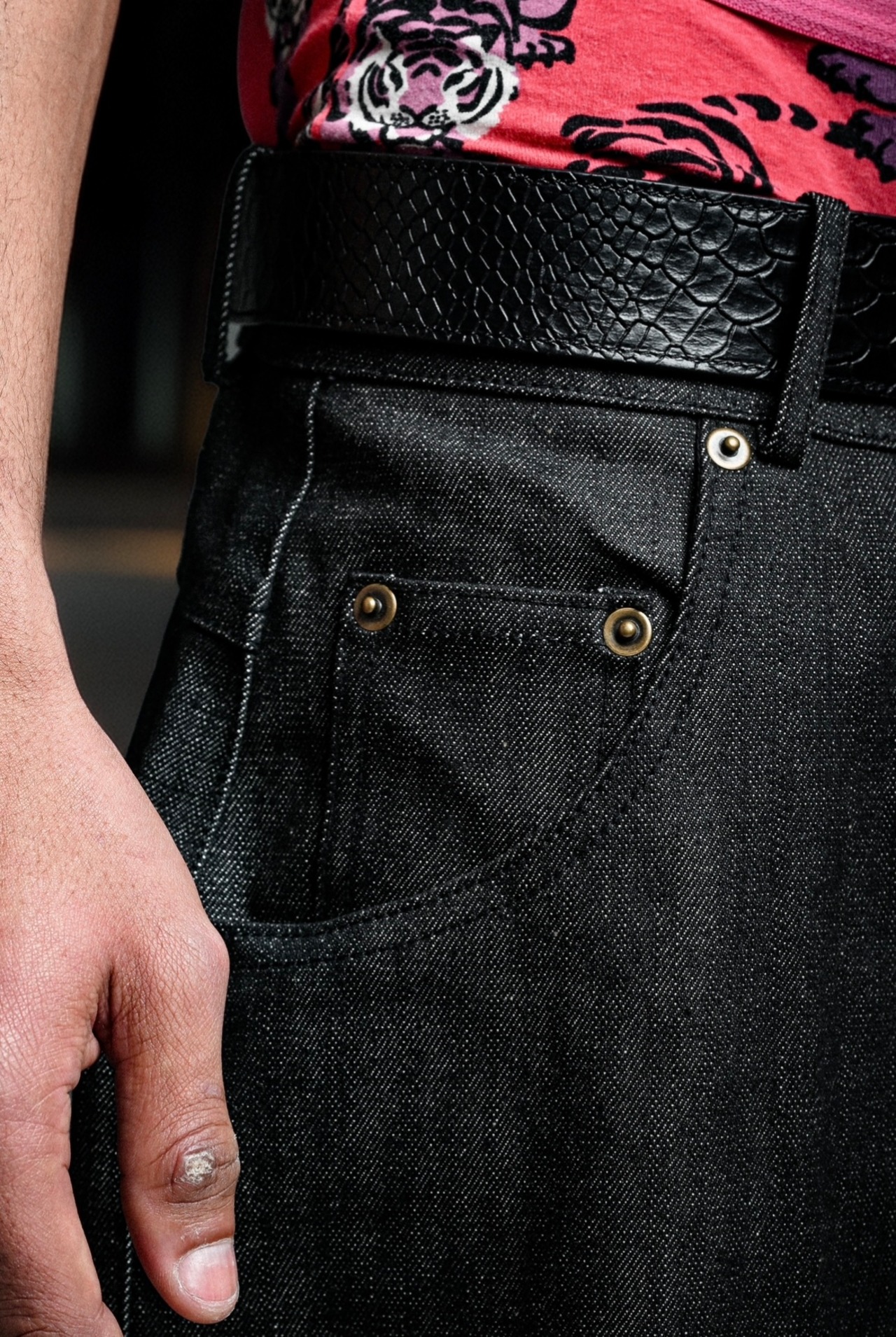 METAL LOGO RIGID BAGGY JORTS