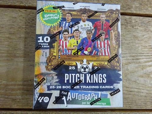 サッカー 2025-26 PANINI PITCH KINGS HOBBY INTERNATIONAL 未開封 BOX