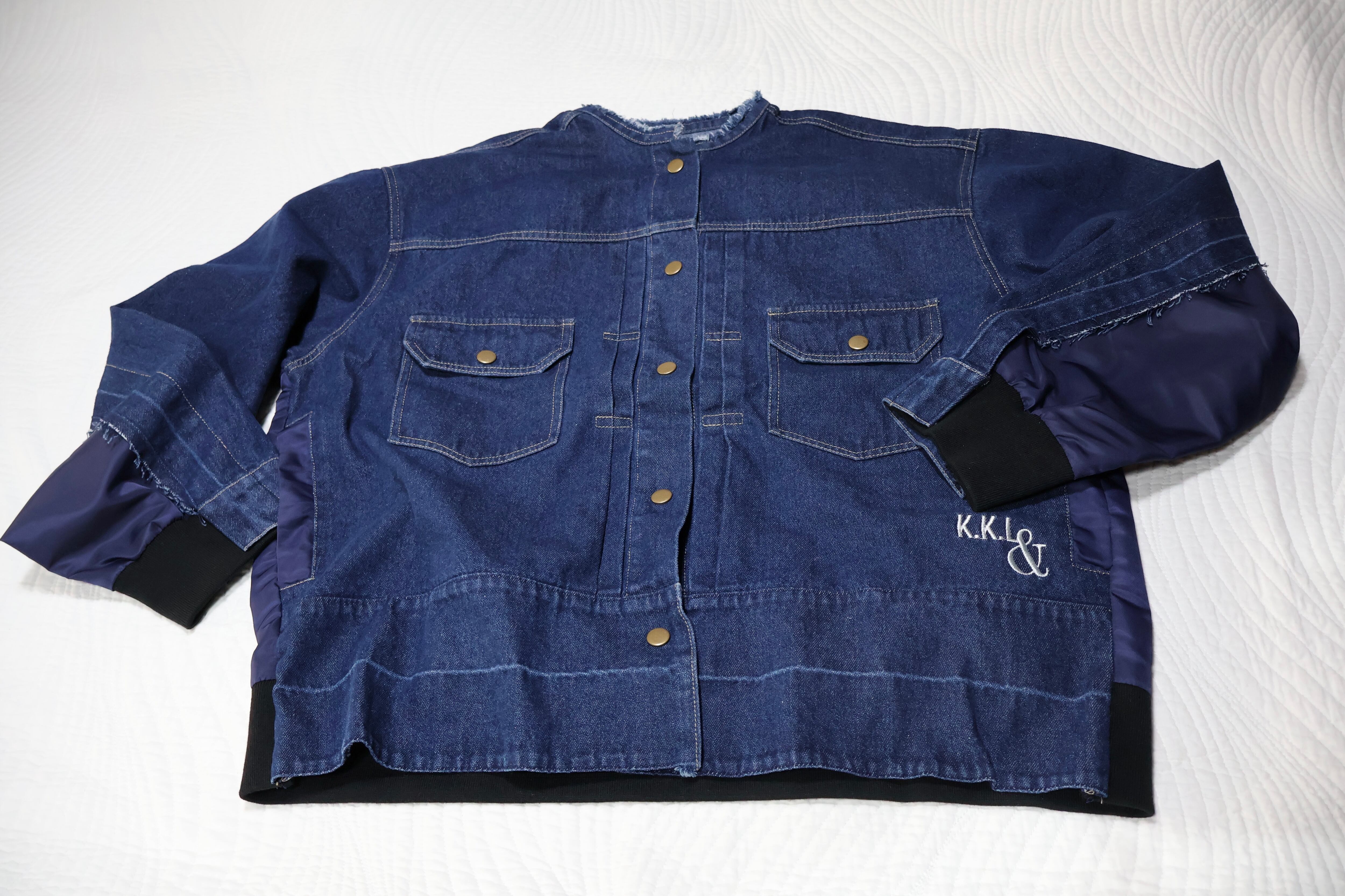 【大人気モデル！】IENA デニムジャケット リメイク タック ノーカラー 大人気モデル！】IENA デニムジャケット リメイク タック ノーカラー