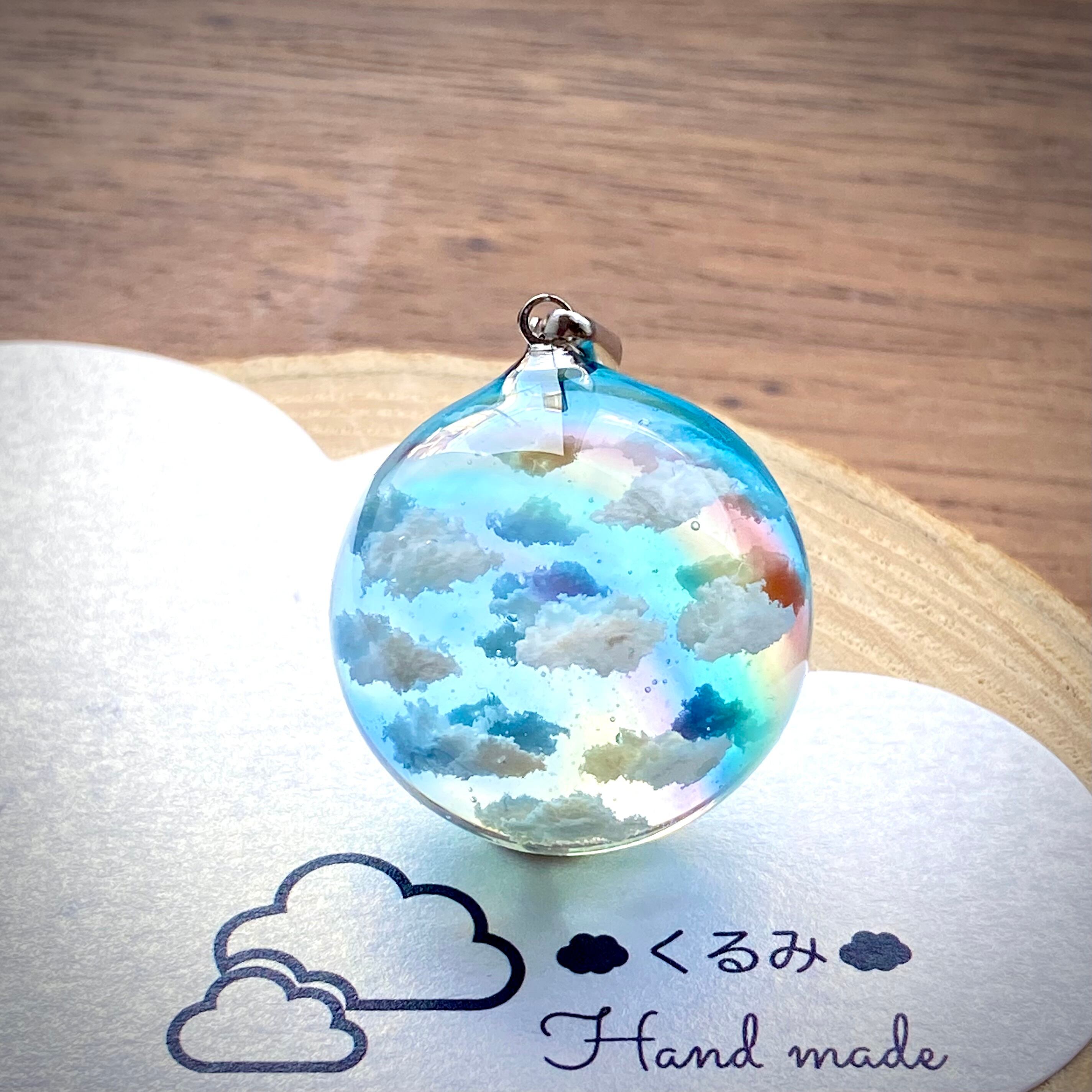 半球の雲レジン 虹の空 バチカン付 E