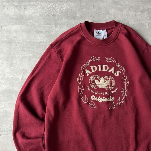 adidas / center logo sweat size XL